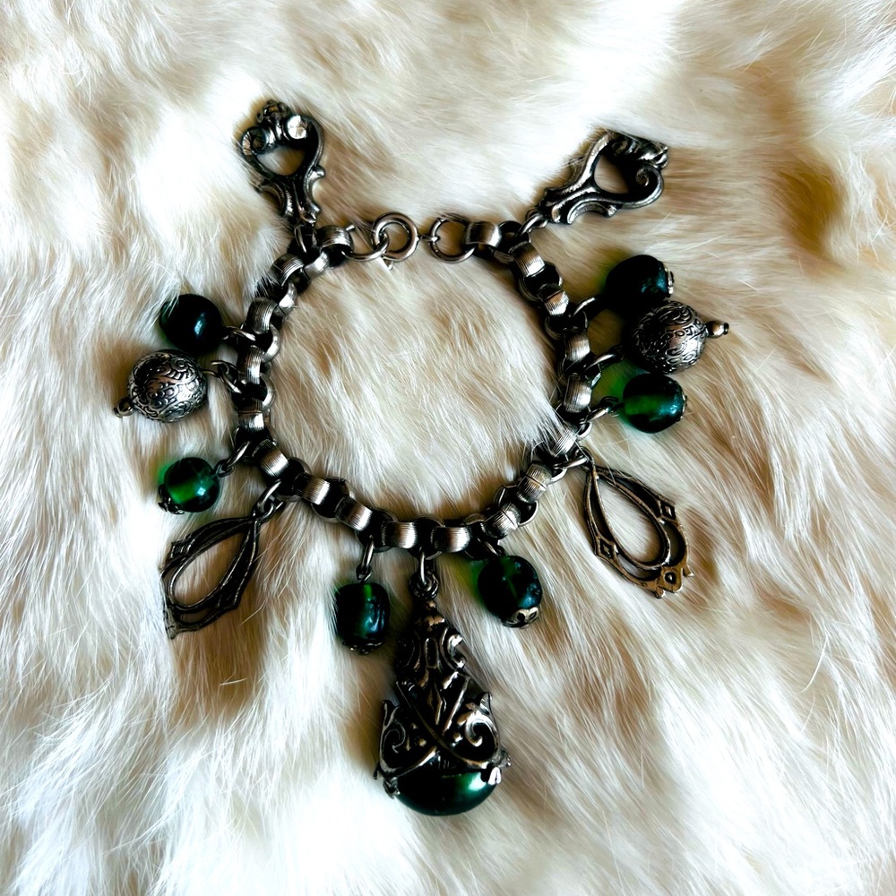 Vintage jade-inspired bracelet from the 60s | 7”